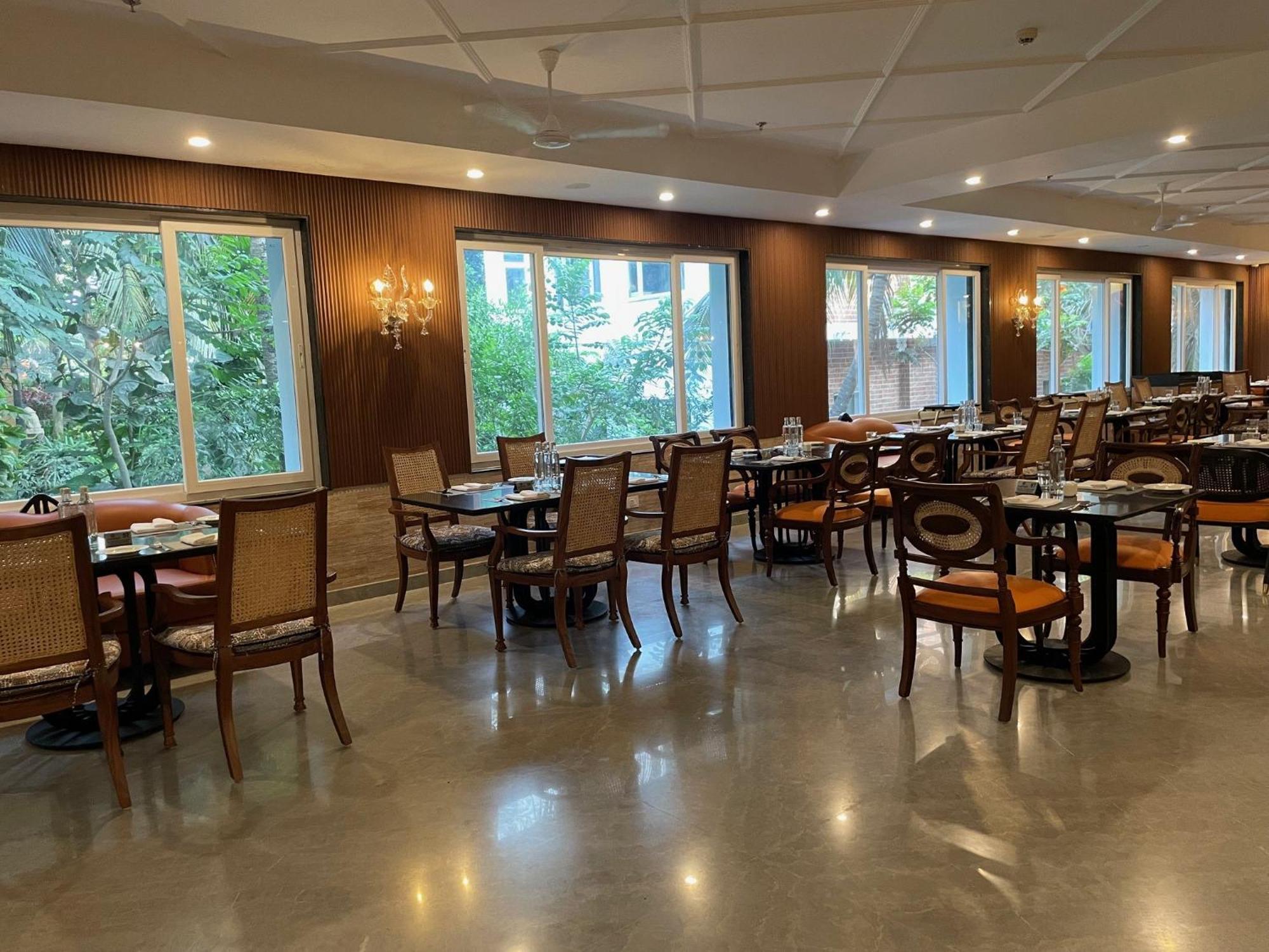 Mayfair Palm Beach Resort Gopālpur المظهر الخارجي الصورة